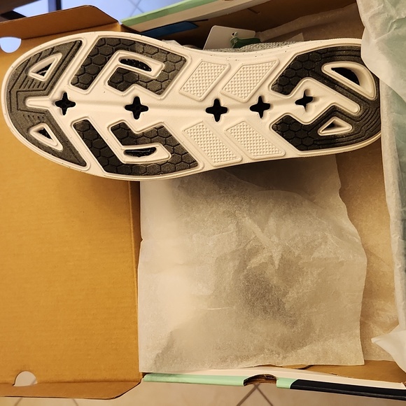 MAGELLAN SHOES - Picture 4 of 6